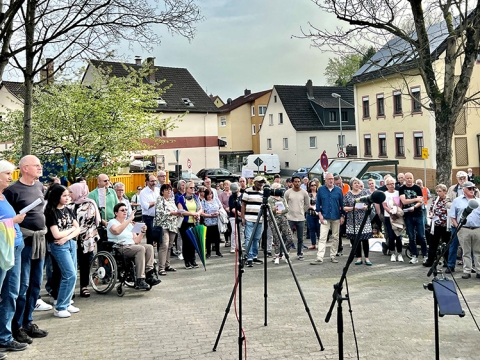 zum Vergrößern klicken