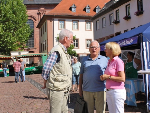 zum Vergrößern klicken