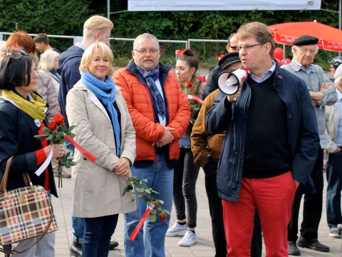 zum Vergrößern klicken