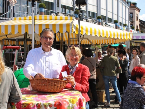 zum Vergrößern klicken